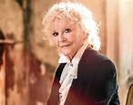 Petula Clark loves Scottish hospitality - after her tour bus broke down ...