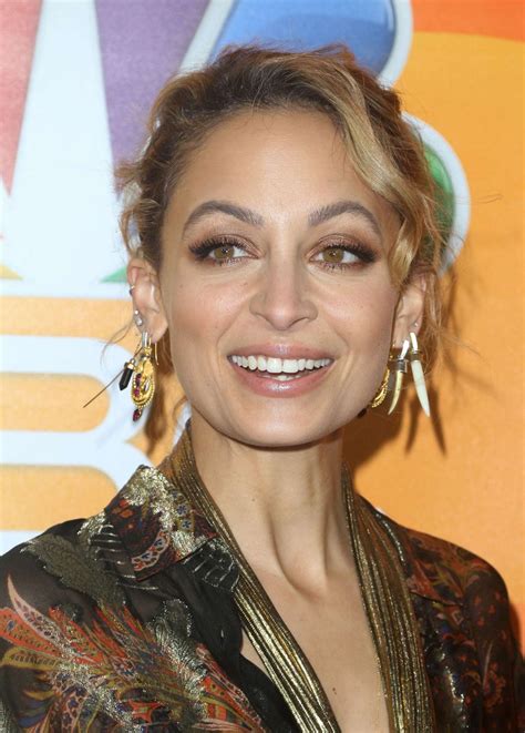 7 367 141 tykkäystä · 2 082 puhuu tästä. NICOLE RICHIE at NBC/Universal 2017 Winter TCA Press Tour ...