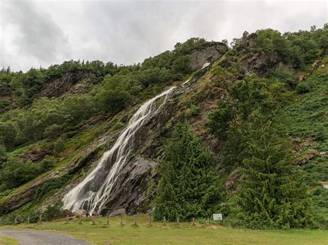 The show aired for five seasons and shortly after filming the series finale, grimes tied the knot with musician josh beech. Where Is Vikings Filmed In Ireland? The Outstanding Beauty ...