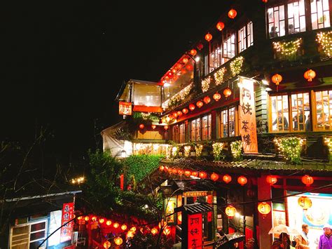 千と千尋の神隠し 3曲 メドレー 久石譲 ピアノspirited away 3 songs medley joe hisaishi pianocover by pan pianoあんまり太っちゃ駄目だよ、食べられちゃうからね。(ﾟ´д`)#あの夏へ#千尋のワルツ#いつも何. 【台湾】まるで千と千尋の神隠し。九份を徹底レポ! | Tavision ...