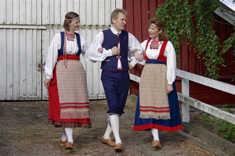 Vuokraa Kansallispuku Finnish Costume Folk Clothing Fashion