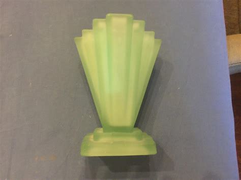 Bagley 1930 S Art Deco Uranium Glass Grantham Vase 334 1915950378