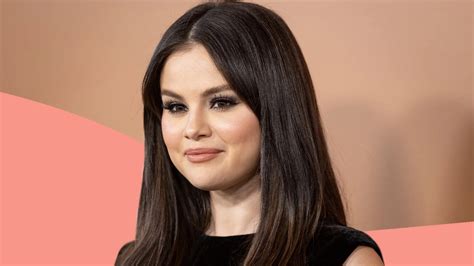 Is Selena Gomez Single Singer Sends Social Media On Fire After Viral