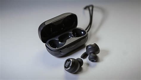 We love it for its google assistant, waterproof build and good sound for its size but were disappointed by its short battery life and slow. Review: JBL Reflect Mini NC TWS sport headphones are ideal ...