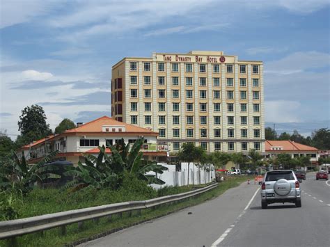 Tang dynasty bay hotel'in restoranı yöresel yemeklerinin servisini yapmaktadır. Tang Dynasty Bay Hotel