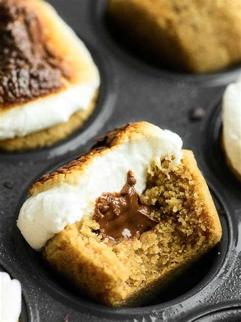 Smores Cookie Cups A Simple Graham Cracker Cookie Is Stuffed With A