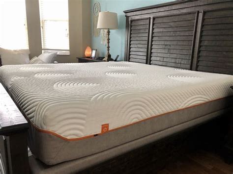 These extra deep pocket sheets are suited to fit mattresses with pockets that are 18, 20, 21, 22, and 24 inches deep. KING SIZE TEMPURPEDIC MATTRESS for Sale in Lake Worth, FL ...