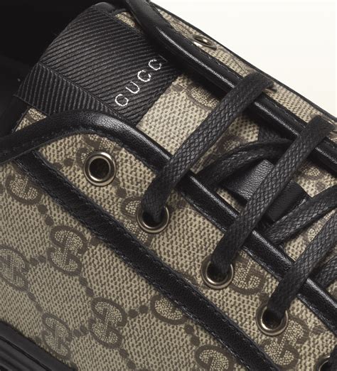 Gucci Gg Supreme Canvas Lowtop Sneaker In Beige Black For Men Lyst