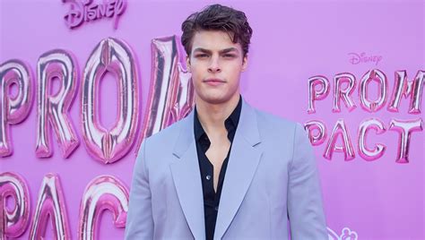 Exclusive Interview Blake Draper Talks Prom Pact How He Prepared For