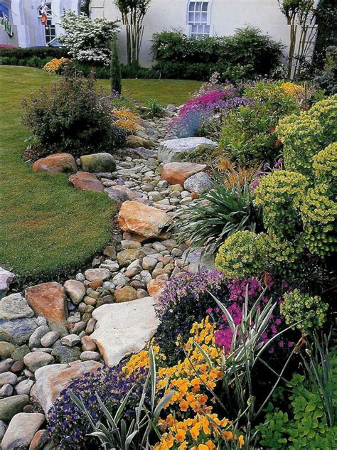 Modern homes nowadays neither have much space for maintaining a sprawling garden nor for having large patios. Epic 75+ Beautiful Rain Garden You Should Have In Your ...