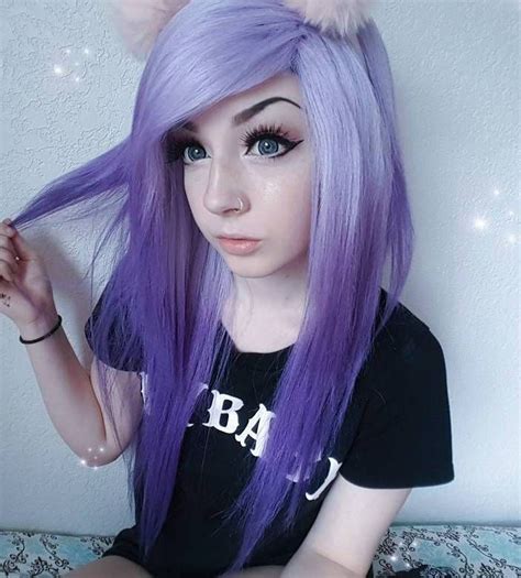 30 Deeply Emotional And Creative Emo Hairstyles For Girls