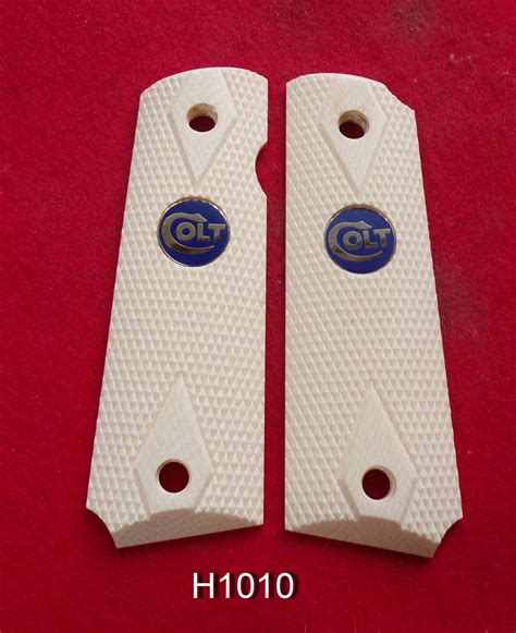 Nice Set Of Checkered Imt Ivory Grips Wcolt Medallions For Colt 1911