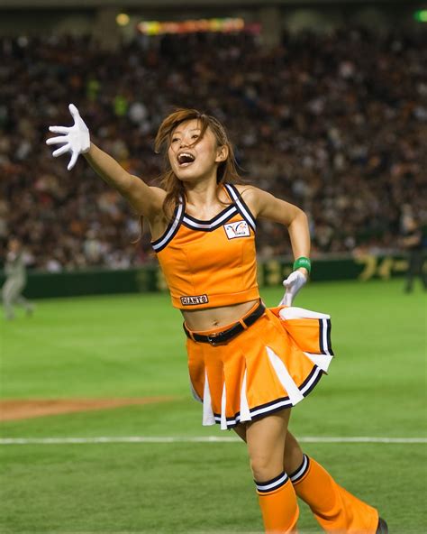 Pro Cheerleader Heaven Foreign Cheerleader Friday Yomiuri Giants 99520 Hot Sex Picture