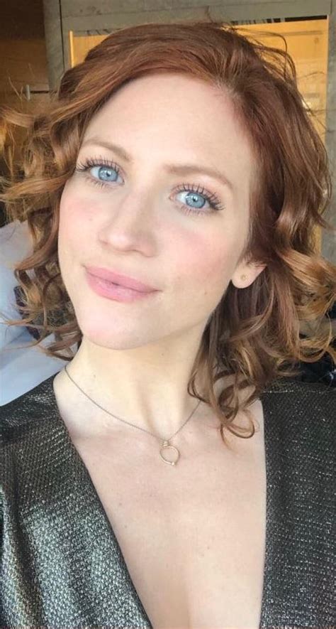 another very sexy selfie her eyes are gorgeous love her hair r brittanysnow