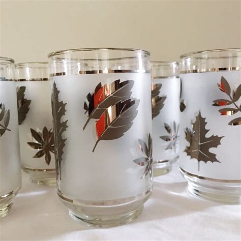 Vintage Set Of 8 Libbey Frosted And Silver Leaf Glass Tumblers Etsy Glass Tumbler Libbey
