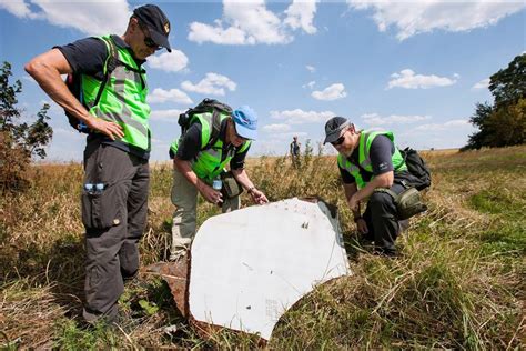 Asiantuntijat vaativat riippumatonta tutkimusta MH17-koneen tuhosta ...