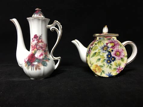 Vintage Set Of 5 Miniature Ceramic Floral Teapots