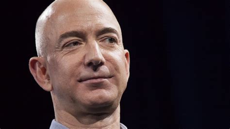 Jeff Bezos Has A Bulletproof Hiring Strategy That All Comes Down To 3