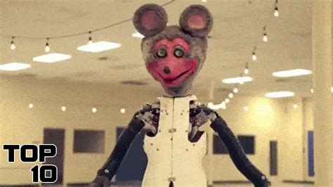 Chuck E Cheese Scary Animatronics Unnerving Images For Your All