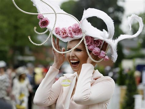 The 15 Best Hats At Britains Royal Ascot Business Insider