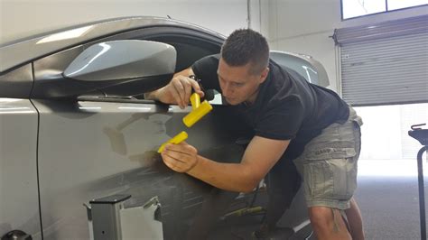 Paintless Dent Repair Los Angeles Makes Your Car Newer Pristine