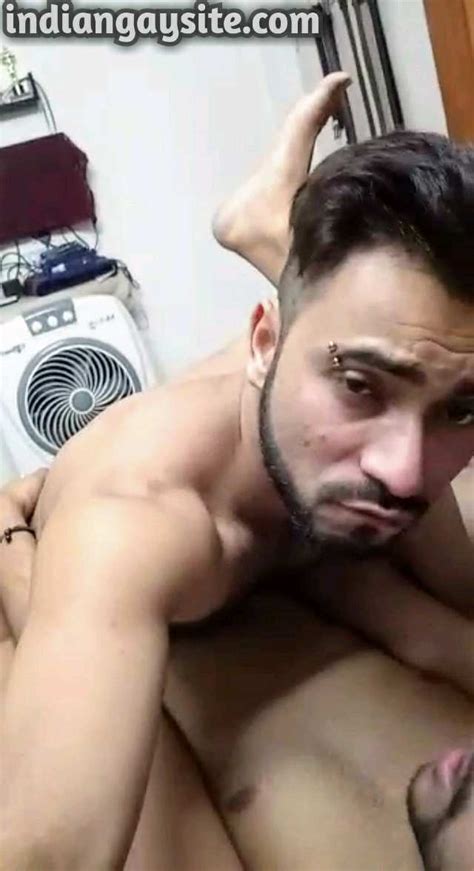 Indian Gay Sex Video Of A Super Hot And Hunky Top Fucking A Moaning