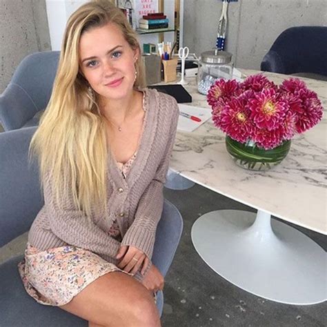 Reese Witherspoon Wishes 17 Year Old Daughter Ava Happy Birthday With