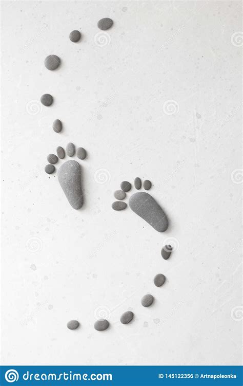 Footprints Made Of Stones Happy Feet Stone Arranged Like Footprints
