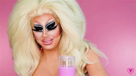 Trixie Mattel Being A Bimbo And David Putting Up With Her For 6 Minutes And 53 Seconds Youtube