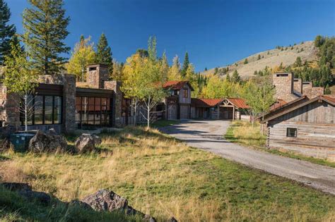 Modern Rustic Homestead Showcases Views Over The Teton Range Modern