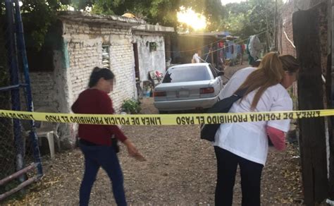 Balean A Padre E Hijo Dentro De Su Casa En Culiacán