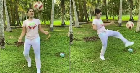 Sunny Leone Flaunts Her Football Skills She S Killin It Watch