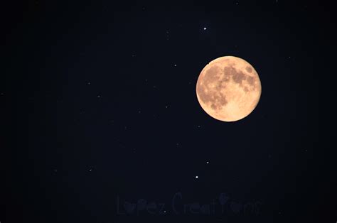 Moon Photography Lopez Creations
