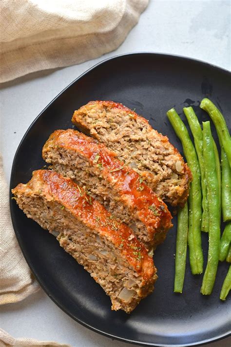 This one is so good! Healthy Turkey Meatloaf {Low Carb, GF, Low Calorie} - Skinny Fitalicious®