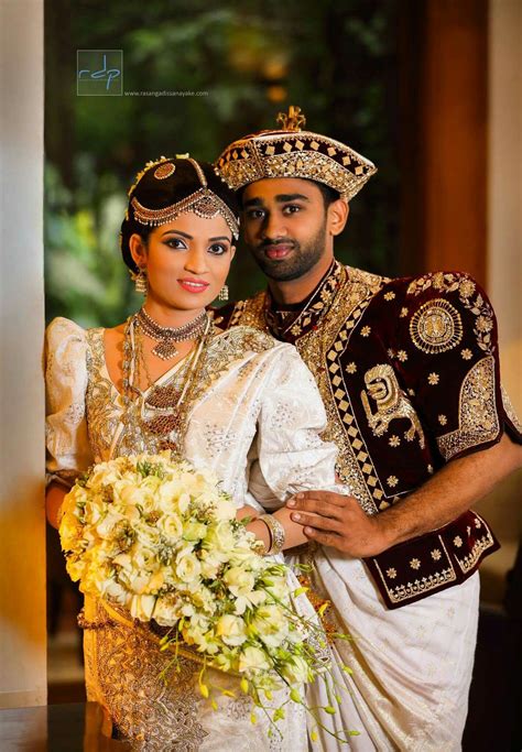 Beautyful Kandyan Bride 2017 Bride Groom Dress Sri Lankan Wedding