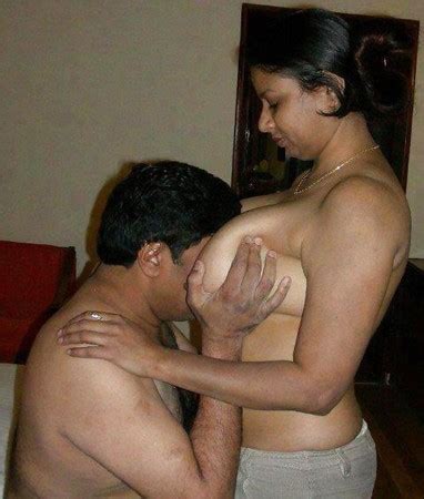 Tamil Aunty Collections Hot Pics Xhamster