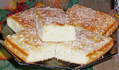 Außerdem macht der kuchen eine schöne haube… ihr müsst also keine angst haben, dass er überläuft. Buttermilch - Tassen Kuchen, ein raffiniertes Rezept aus ...