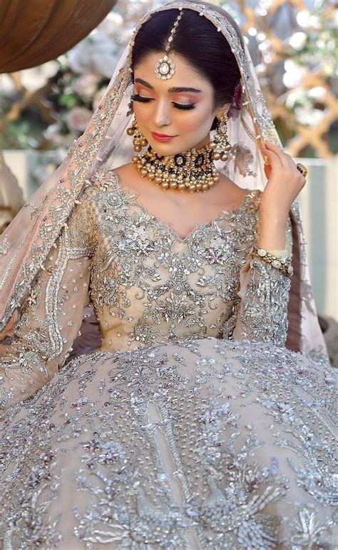 Pin By Areej Mughal On Wedding Asian Bridal Dresses Bridal Dresses