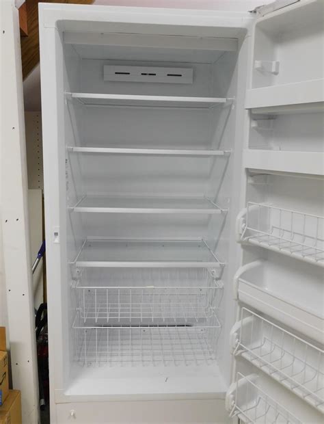 Lot Kenmore Elite Upright Freezer With Alarm Frost Free Heavy Duty Commercial Large Works Great