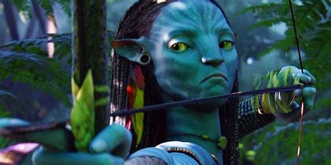 Avatar 2s Zoe Saldaña Explains How Motherhood Changed Neytiri