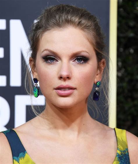 The Most Head Turning Beauty Looks At The 77th Annual Golden Globes