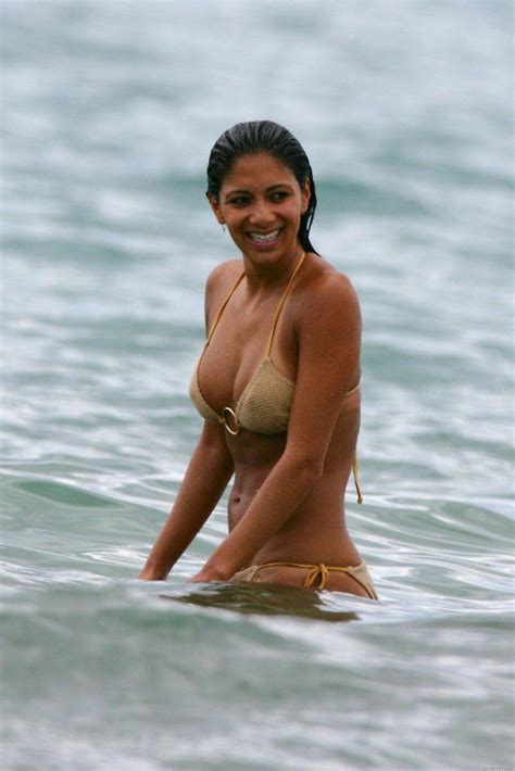 15 of the best celebrity female beach bodies page 10 of 15 fame focus