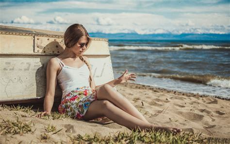 Wallpaper Sunlight Women Outdoors Model Sea Sunglasses Sand