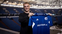 Erster Winter-Neuzugang steht fest: S04 verpflichtet Niklas Tauer - FC ...