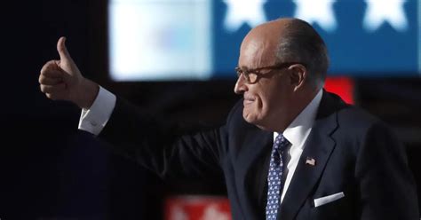 Rudolph Giuliani Ex Alcalde De Nueva York Trump Es Un Hombre De Gran Corazón Que Ama A Todas