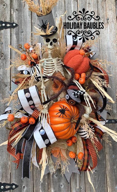 Halloween Wreath Skeleton Wreath Mr. Bones Wreath Skelly | Etsy ...