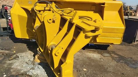 Cat 972h Front End Loader Rock Side Dump Bucket Attachments Machinery