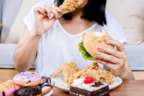 Poor Eating Habits Can Lead To Lifelong Diseases •