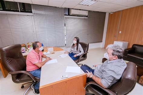 Construção Do Hospital Municipal é Pauta De Reunião Entre Prefeito Elinaldo E Secretários