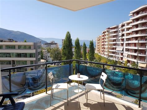 Apartment With Veranda For Sale In Vlora Квартира для продажи во Влёре